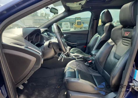 2016 Ford Focus St z USA, uszkodzony, nr VIN 1FADP3L99GL397215